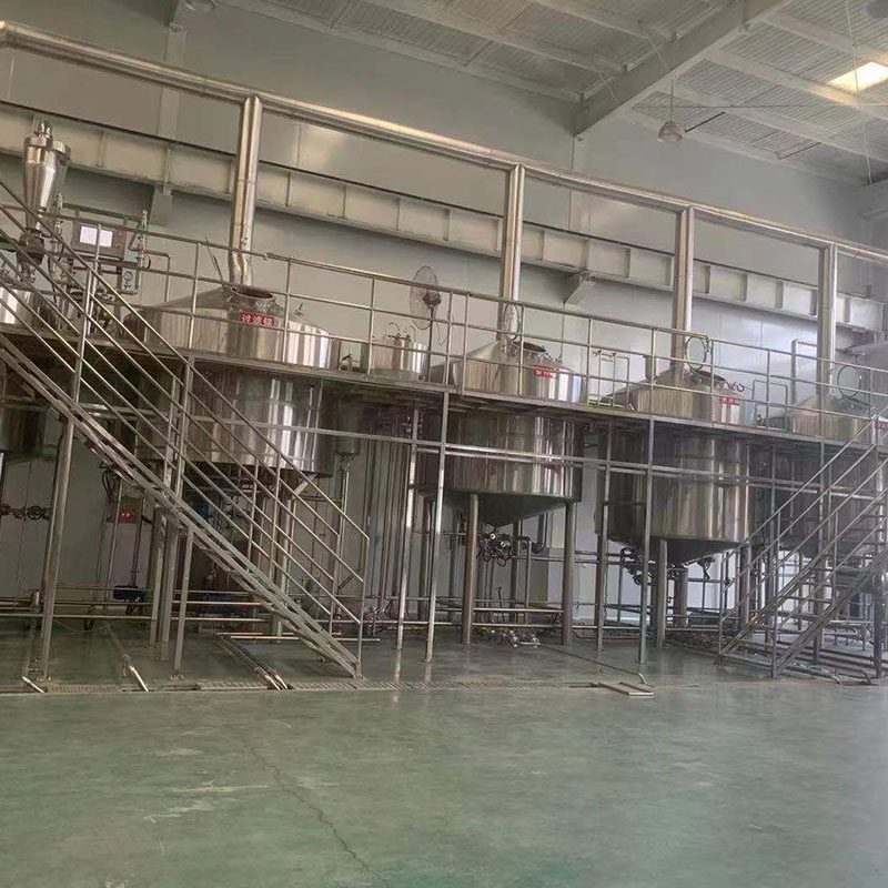 相山精酿啤酒设备厂—平面布置、设备设计、制造、调试、培训等一条龙服务_COPY